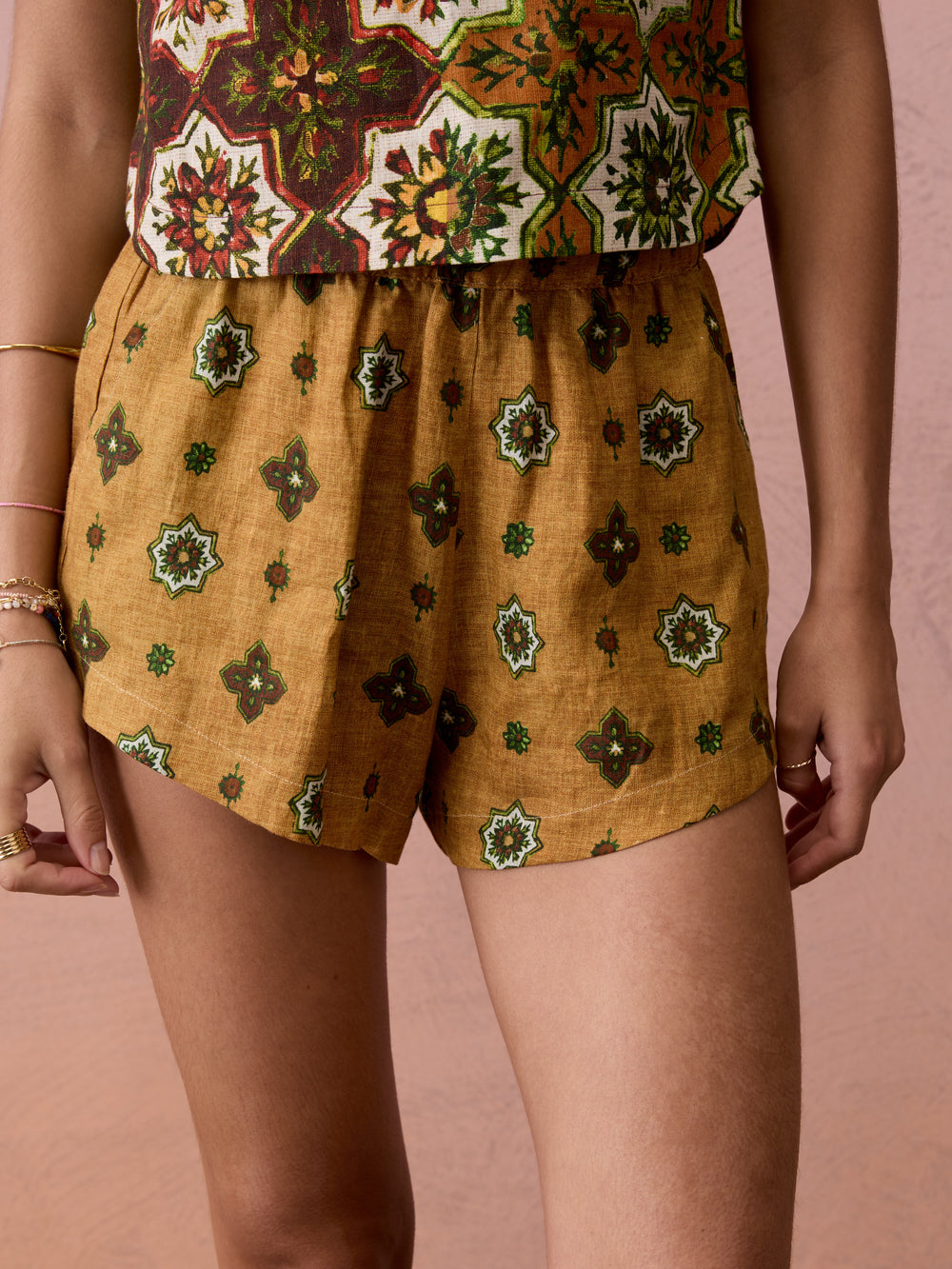 Alhambra Minimal Short | Boteh