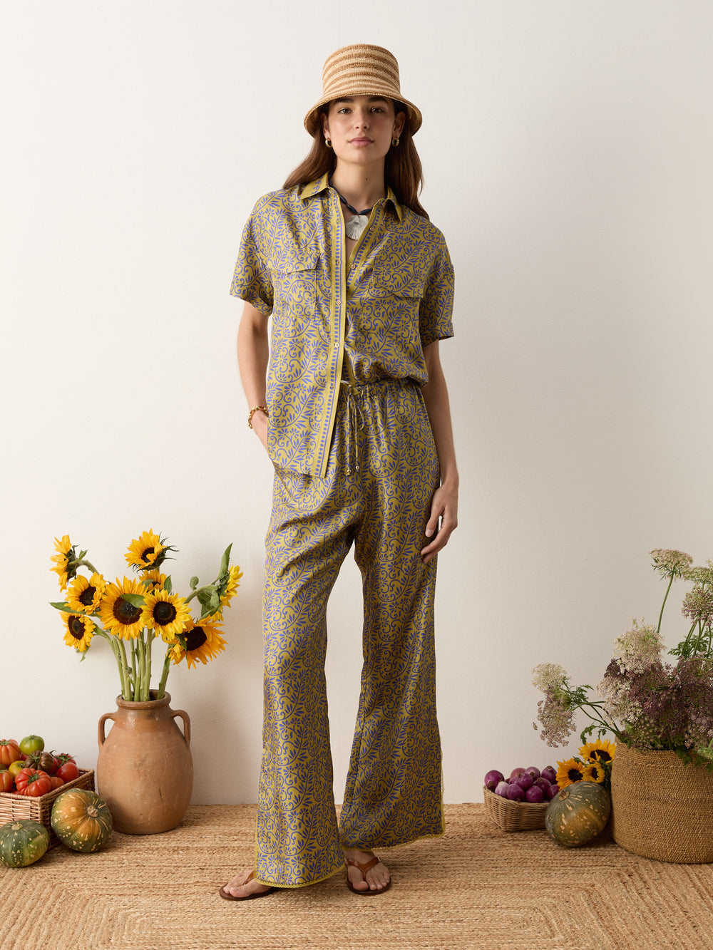 verve drawstring pant w split | Boteh