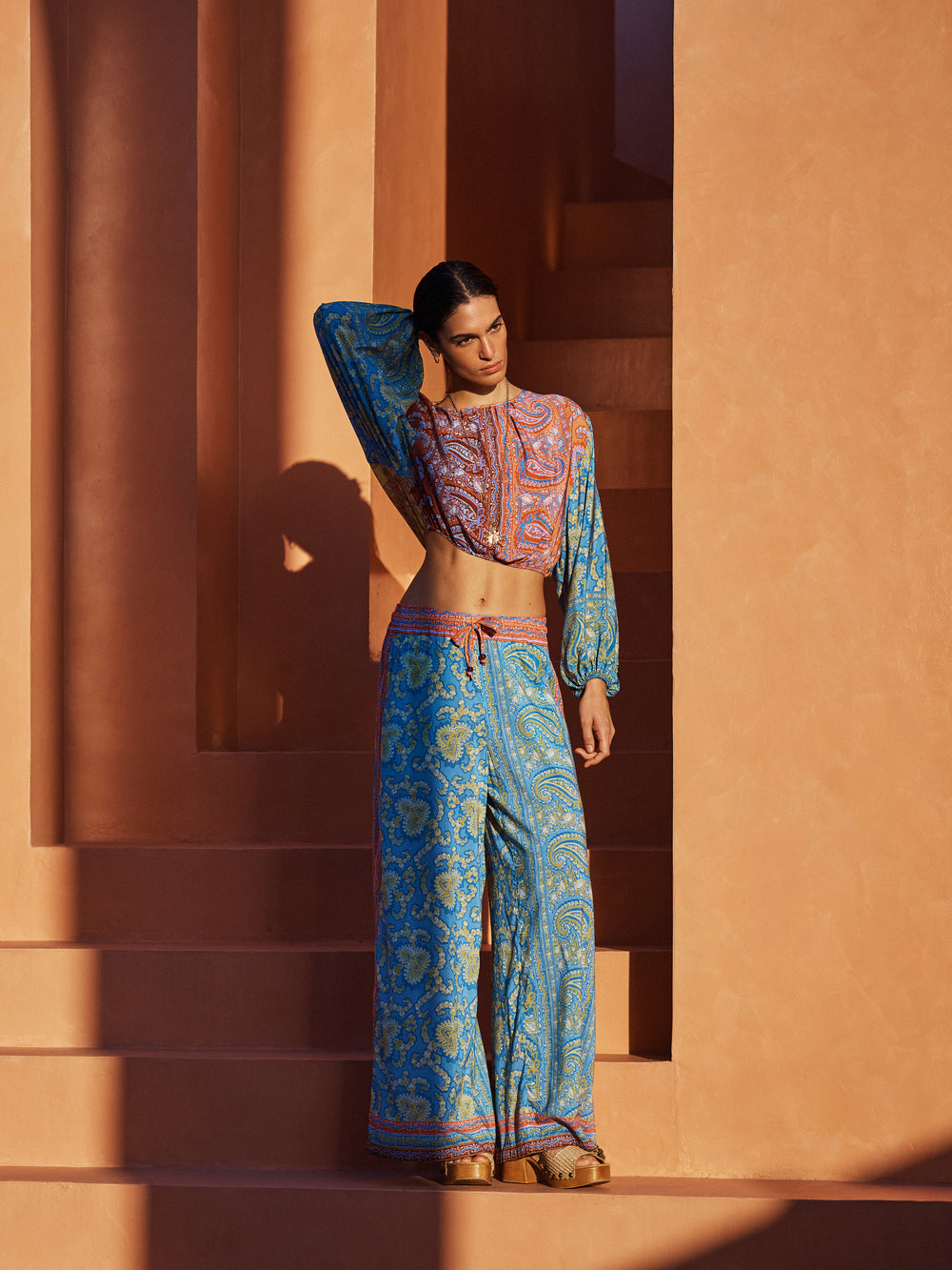 caravane silk full sleeve crop | Boteh